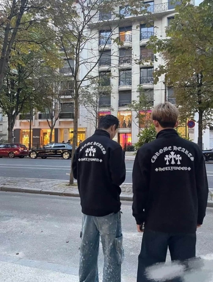 1:1 quality version Cross Sanskrit Letter Embroidery Half Zip Sweatshirt 29334548