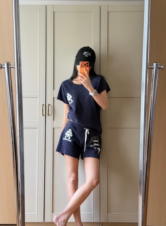 1:1 quality version Sanskrit Cross Graffiti Heart Navy Print Tee & Shorts Set 29334504