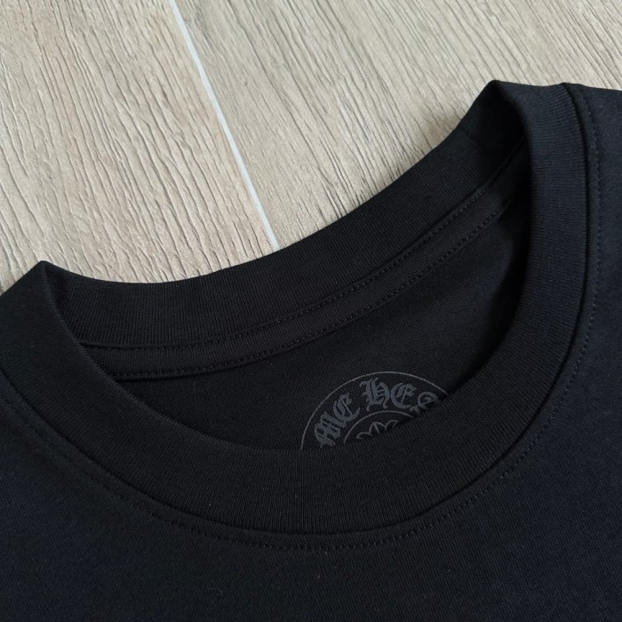 1:1 quality version Side Scroll Sanskrit Back Horseshoe Print Tee 2 colors 29334506
