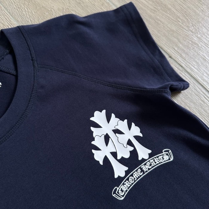 1:1 quality version Sanskrit Cross Graffiti Heart Navy Print Tee & Shorts Set 29334504