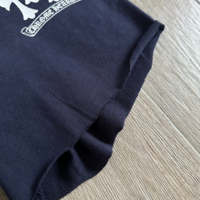 1:1 quality version Sanskrit Cross Graffiti Heart Navy Print Tee & Shorts Set 29334504