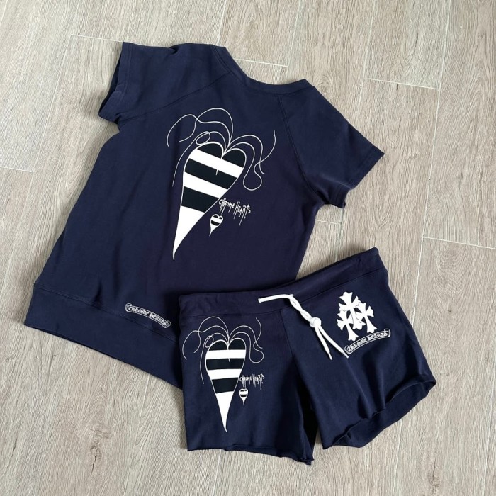 1:1 quality version Sanskrit Cross Graffiti Heart Navy Print Tee & Shorts Set 29334504
