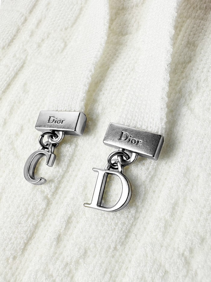 1:1 quality version Full Oblique Jacquard Round Neck Drawstring Metal Pendant Knit Cropped T-shirt 2 colors 29334282