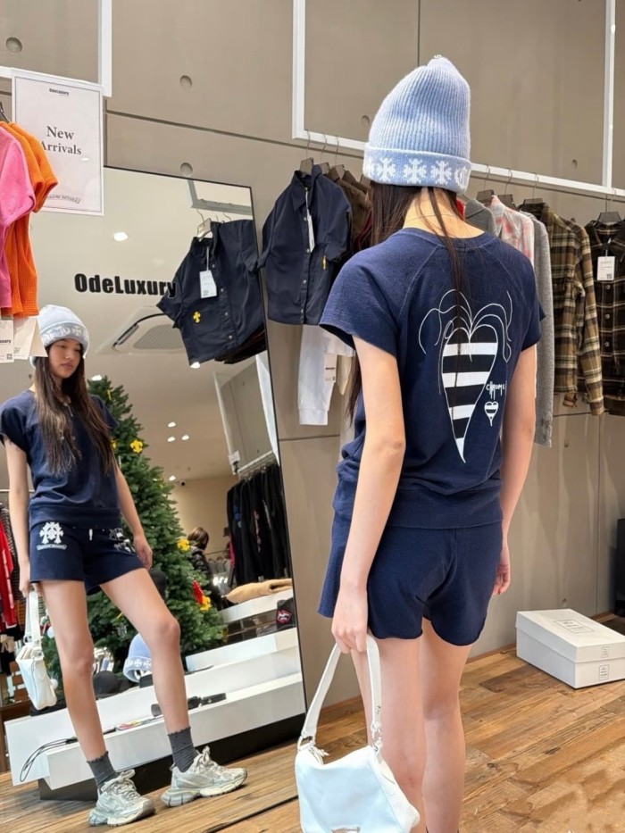 1:1 quality version Sanskrit Cross Graffiti Heart Navy Print Tee & Shorts Set 29334504