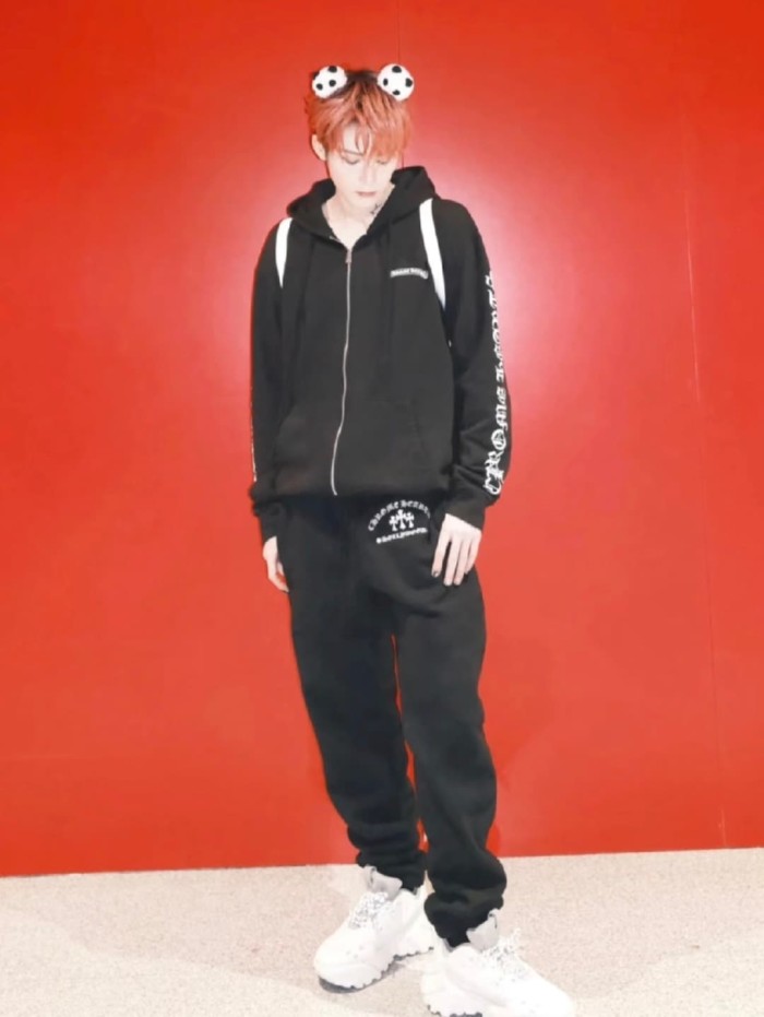 1:1 quality version Cross Sanskrit Letter Embroidery Sweatpants 29334549