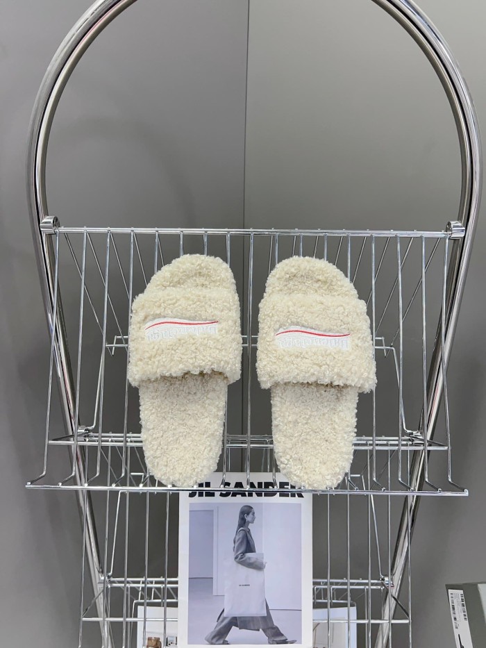 [50% Off]1:1 quality version Cola Embroidery Twill Brushed Cotton Slippers 8 colors 28884668