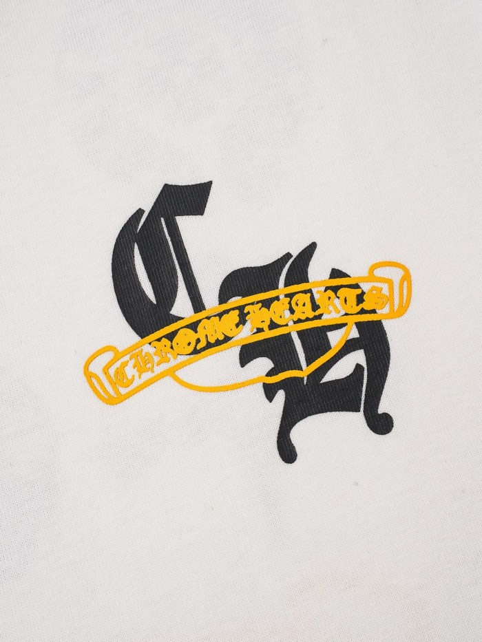 1:1 quality version Front Small Black Cl Monogram Yellow Scroll Chest Print Back Multi Cross Floral Lip Gothic Logo Collage Graphic T-shirt 2 colors 29366482