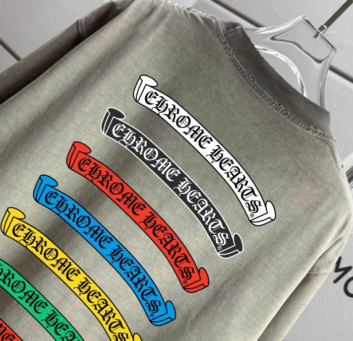 1:1 quality version  Front Tiny Black Scroll Brand Chest Logo Back Seven Color Gothic Scroll Text Stack Dual Side Print T-shirt 5 colors 29367066
