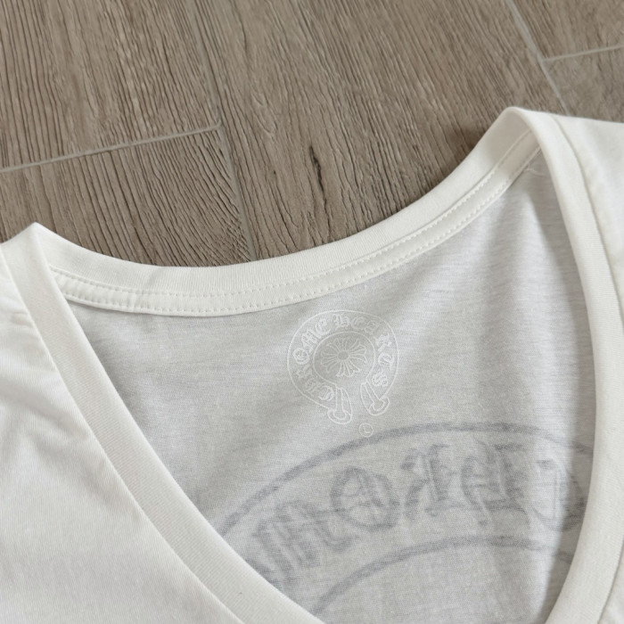 1:1 quality version Double Sided Gothic Horseshoe Letter Cross Print Slim Fit V Neck tee for girls 2 colors 29372508