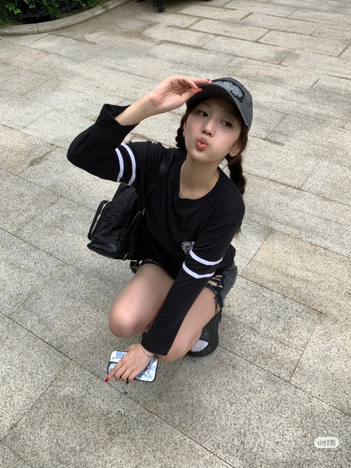 1:1 quality version Number Horseshoe Print Color Block Thin Breathable 3/4 Sleeve Long Sleeve T-Shirt  3 colors for girls 29380260