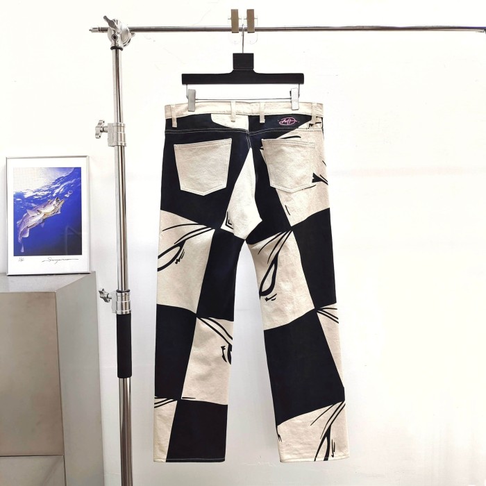 1:1 quality version Black And White Checkered Abstract Eye Print Straight Leg Denim Jeans 29382900