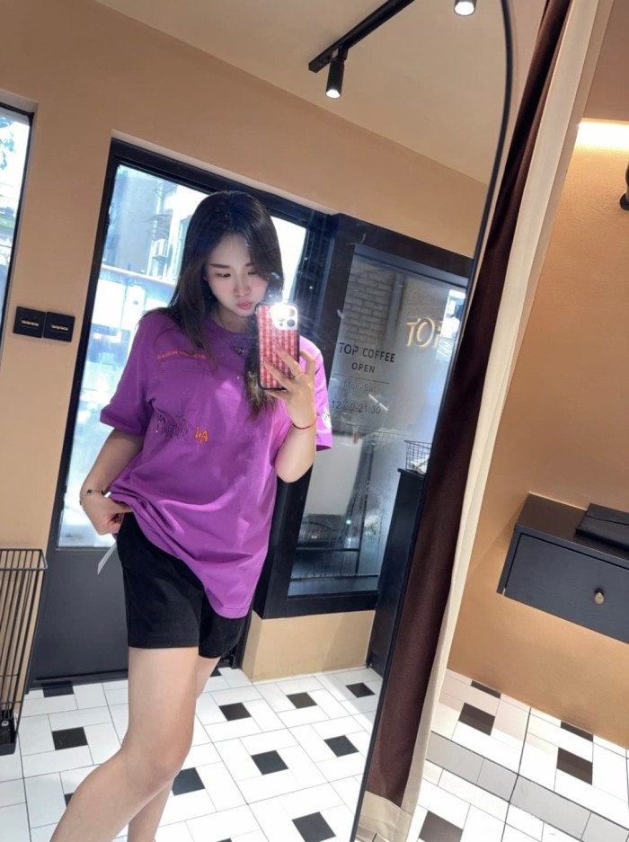 1:1 quality version Purple Pocket Graffiti Letter And Heart Dagger Print Short Sleeve Tee 29392365