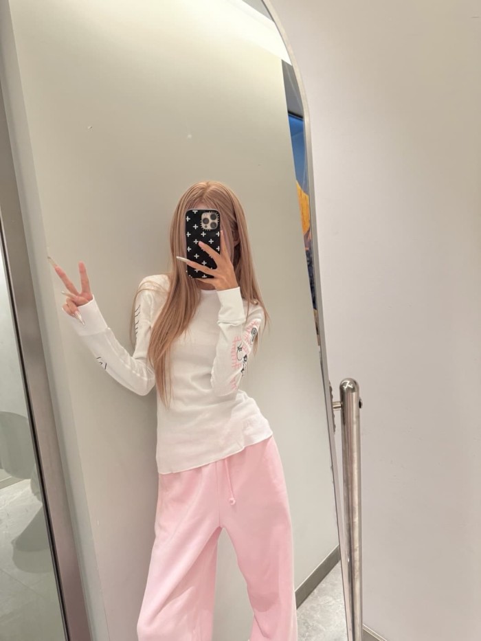 1:1 quality version White Waffle Knit Dagger Lady Gothic Letter Print Crew Neck Long Sleeve Tee 2 colors 29392334
