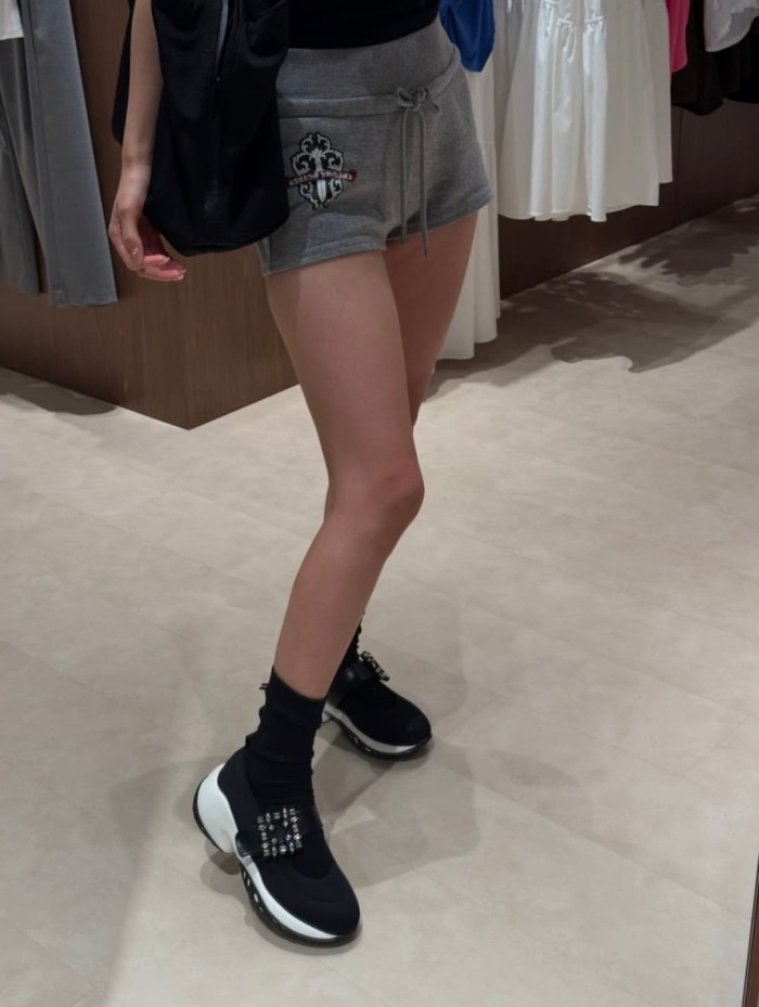 1:1 quality version Streetwear Grey Dagger Floral Embroidery Drawstring Sweat Shorts for girls 29392542