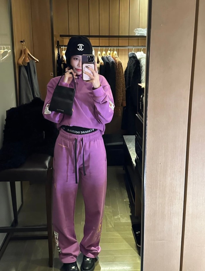 1:1 quality version Streetwear Purple Color Graffiti Slogan Poker Print Wide Leg Drawstring Casual Sweatpants 29392390