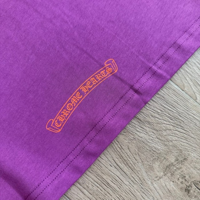1:1 quality version Purple Pocket Graffiti Letter And Heart Dagger Print Short Sleeve Tee 29392365