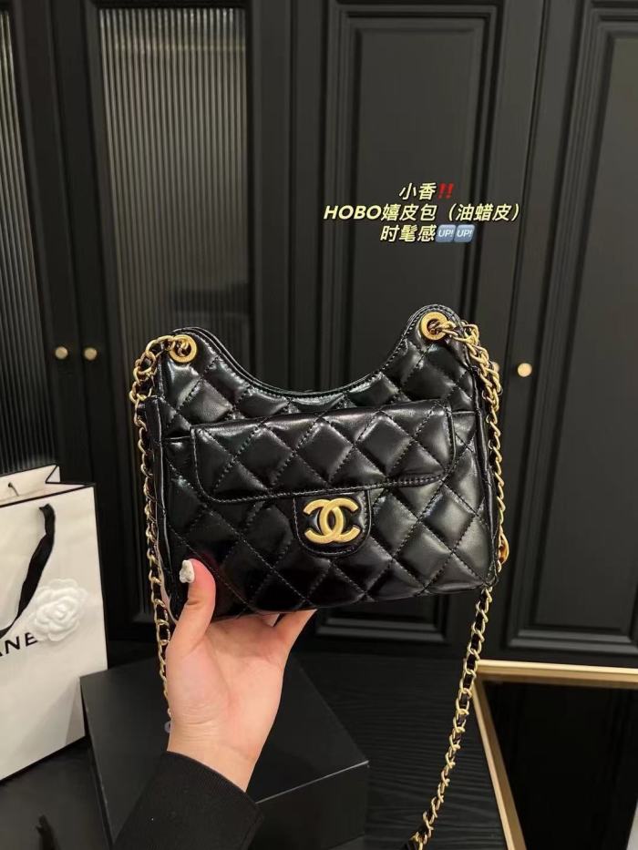 Vintage Hobo Shoulder Bag Quilted Diamond Stitch Gold Chain Hardware Oil Wax Leather Crossbody Handbag 29396360