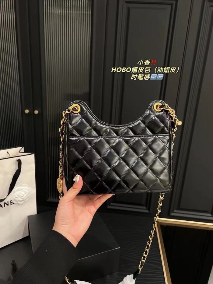Vintage Hobo Shoulder Bag Quilted Diamond Stitch Gold Chain Hardware Oil Wax Leather Crossbody Handbag 29396360