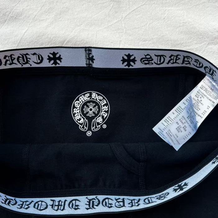 1:1 quality version Gothic Letter Cross Print Cotton Breathable Stretch Men Underwear Boxers 29399376
