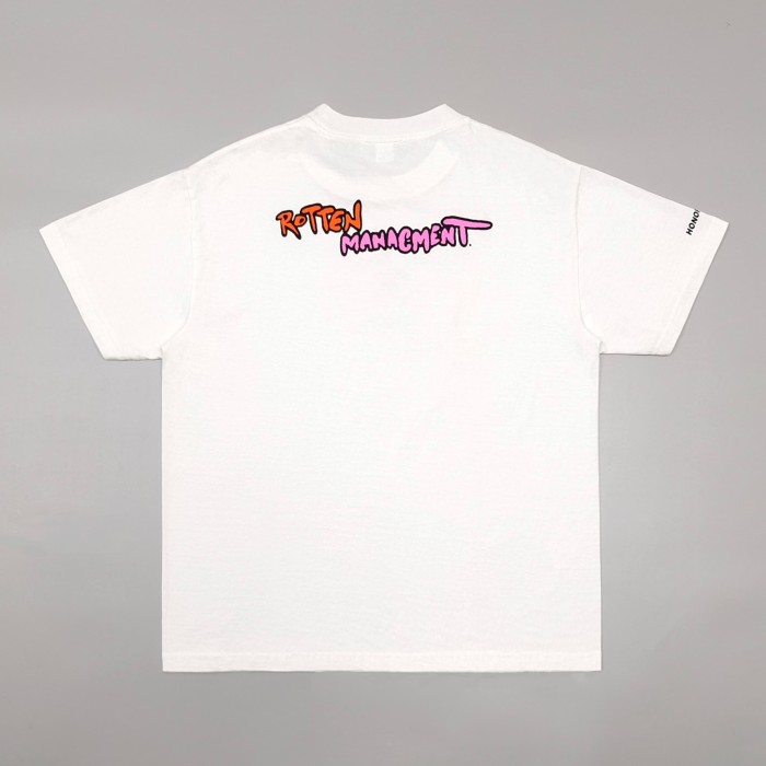1:1 quality version Loading Graffiti‑Font Checkerboard Apple Print T-shirt 29409223
