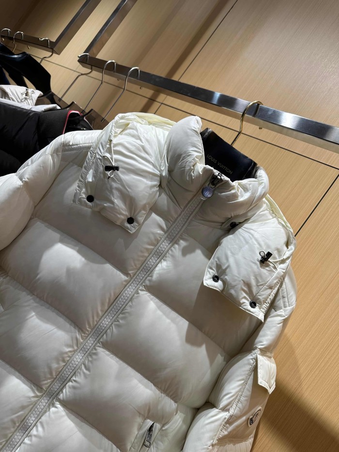 1:1 quality version Classic Shiny Arm Badge Short Hooded Down Jacket 8 colors 29465593