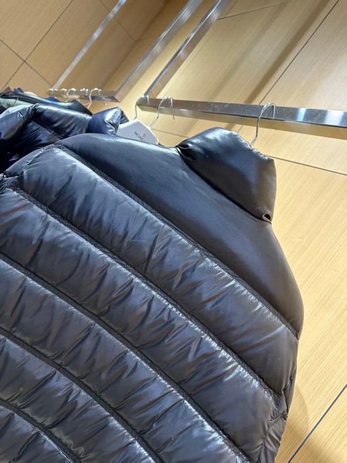 1:1 quality version  Acorus Black Shiny Nylon Stand‑Collar Short Down Jacket 2 colors 29465323