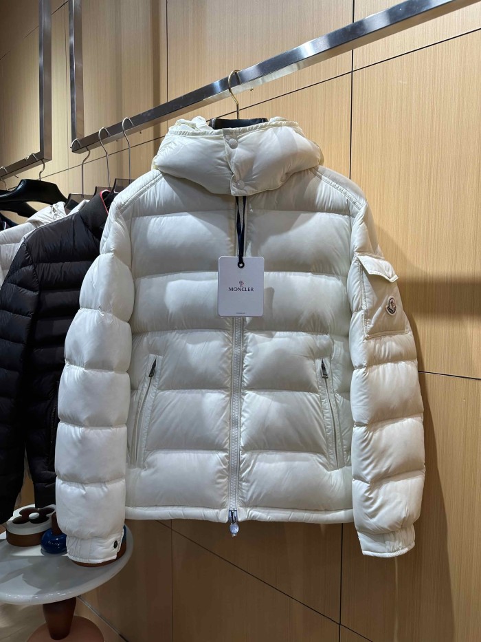 1:1 quality version Classic Shiny Arm Badge Short Hooded Down Jacket 8 colors 29465593