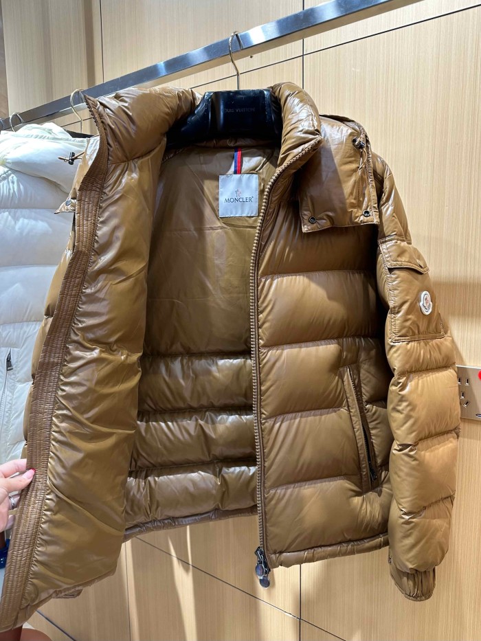 1:1 quality version Classic Shiny Arm Badge Short Hooded Down Jacket 8 colors 29465593