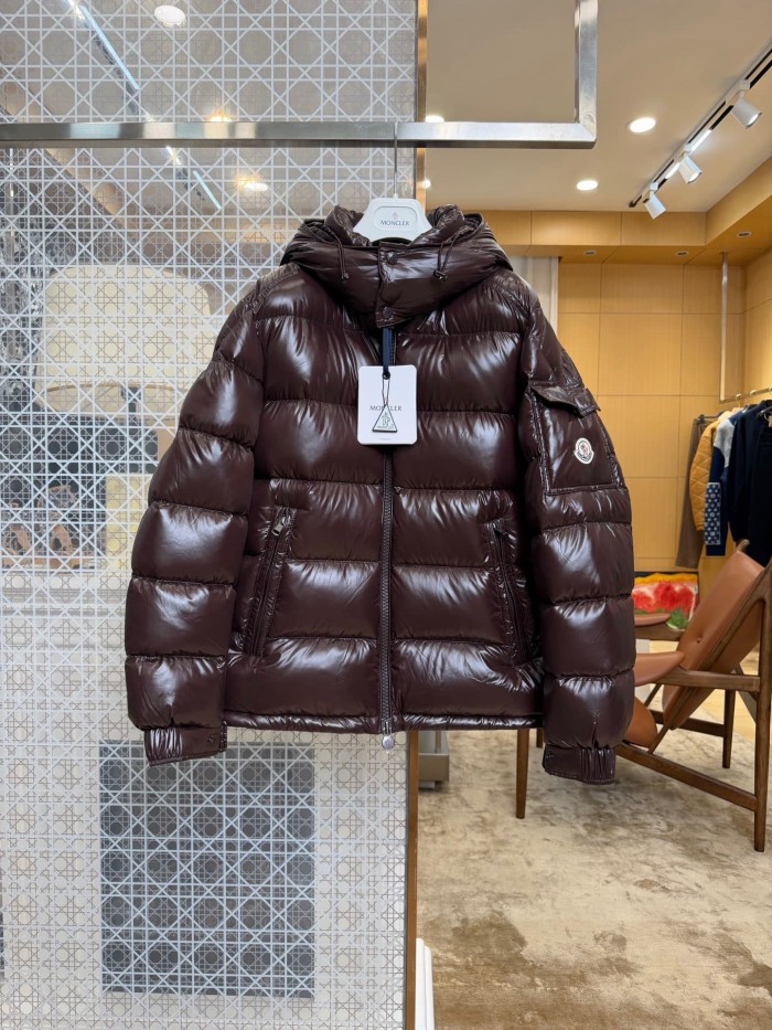 1:1 quality version Classic Shiny Arm Badge Short Hooded Down Jacket 8 colors 29465593