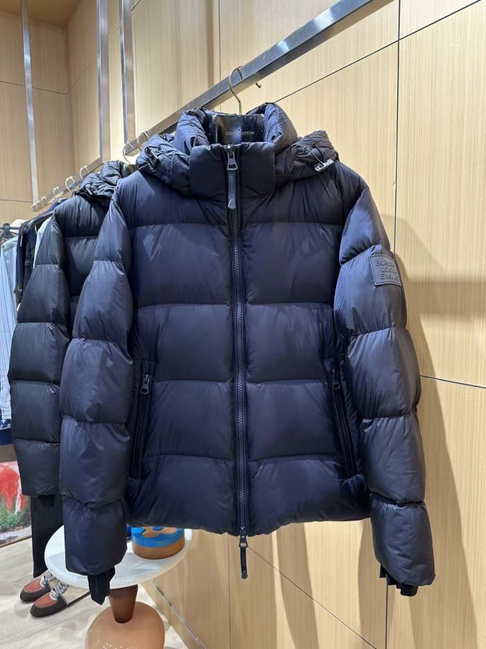 1:1 quality version Rubber Logo Patch Hooded Quilted Casual Zip-Up Down Jacket 3 colors 29481485