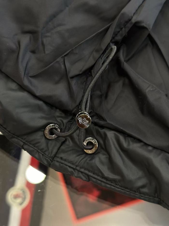 1:1 quality version Stand Collar Square Quilted Badge Logo Zipper Solid Color Down Vest 2 colors 29495418