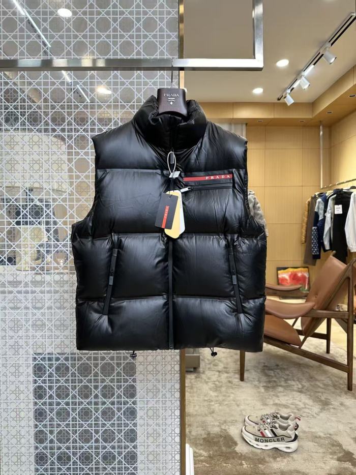 1:1 quality version Stand Collar Glossy Square Quilted Webbing Logo Down Vest 29495431