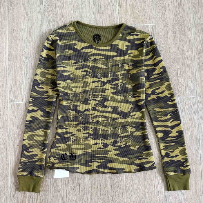 1:1 quality version Camo Waffle Knit Cross Embroidery CH Logo Fitted Long Sleeve Tee for girls 29501856