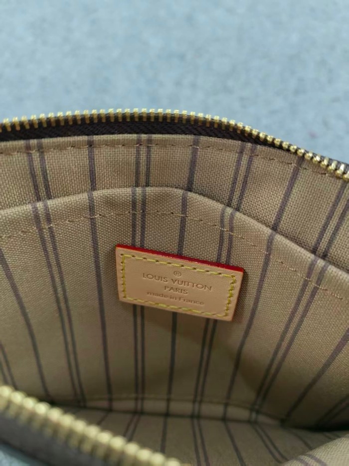 1:1 quality version  Leather Old Flower Tote Bag