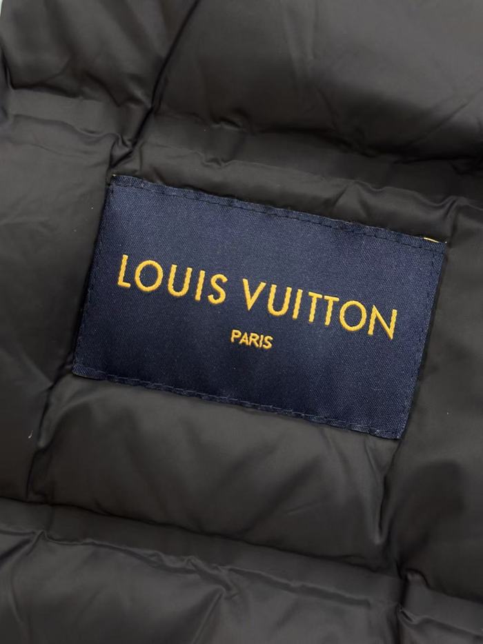 1:1 quality version Embossed Monogram Hooded Drawstring Wind Down Puffer Jacket 2 colors 29504118