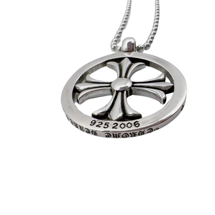 925 Silver Round Cross Openwork Pendant Necklace 29507620