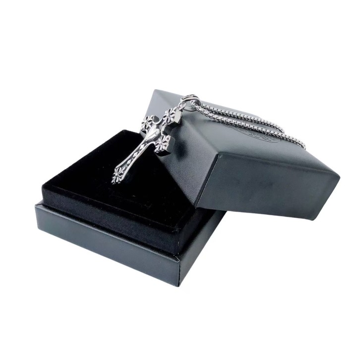 Cross Heart Floral Cross Embossed Pendant Necklace 29507746