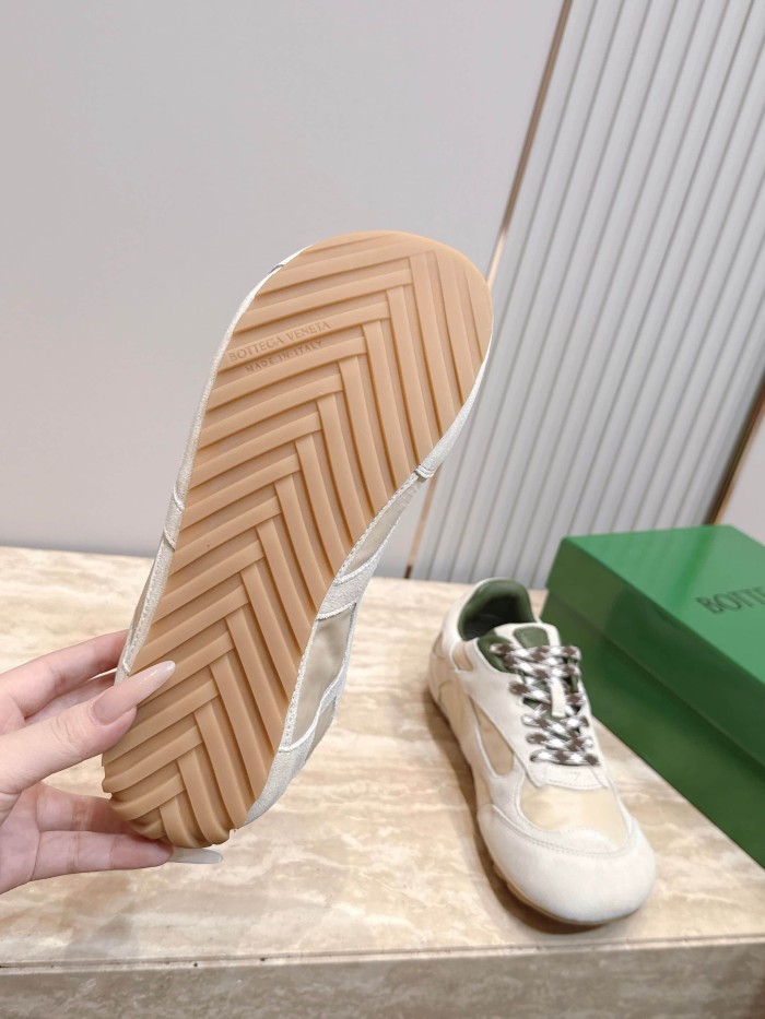 1:1 quality version 28165918 Suede Vintage Sneakers 10 colors