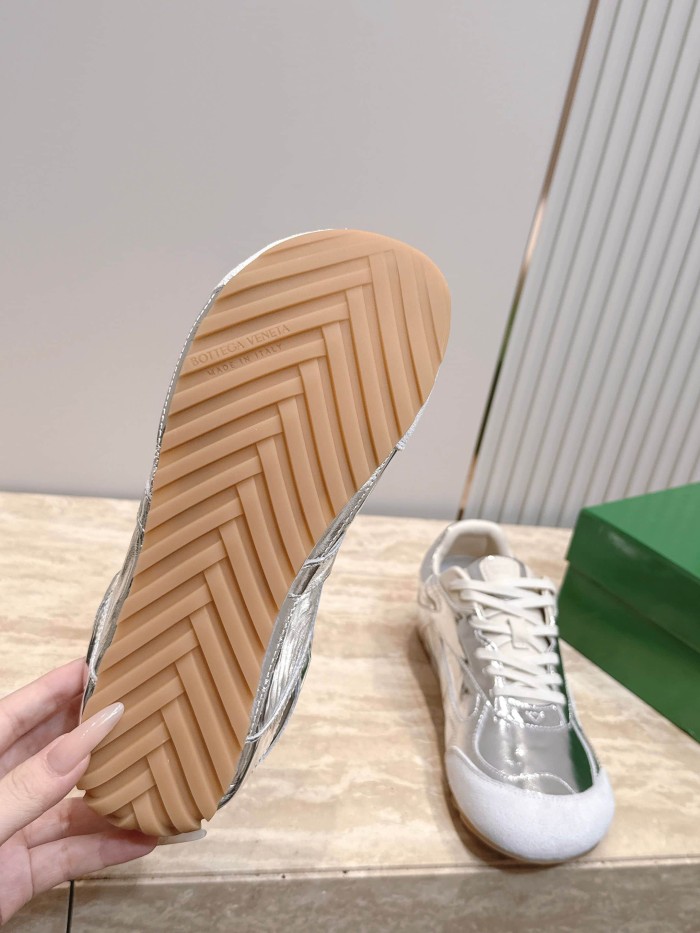 1:1 quality version 28165918 Suede Vintage Sneakers 10 colors
