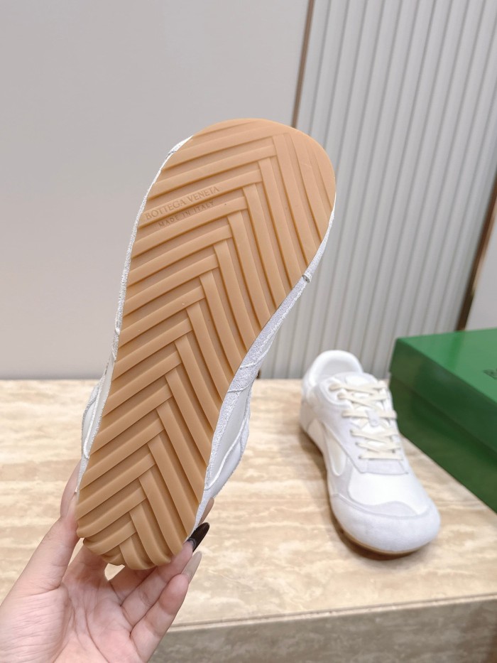 1:1 quality version 28165918 Suede Vintage Sneakers 10 colors