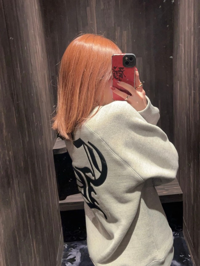 1:1 quality version Black Cross Chest Embroidery Back CH Gothic Script Crewneck Sweatshirt 29527486