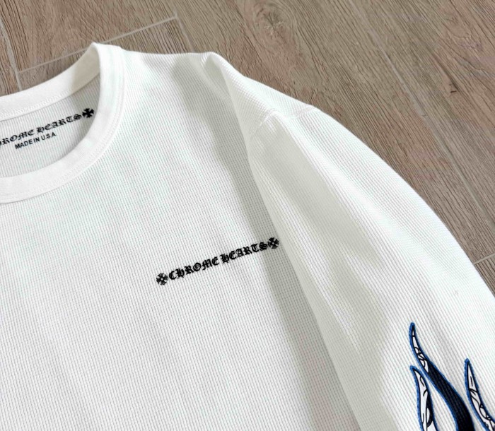 1:1 quality version Waffle Knit Chest Mini Logo Sleeve Flame Checker Back Devil Long Sleeve Tee 29530641