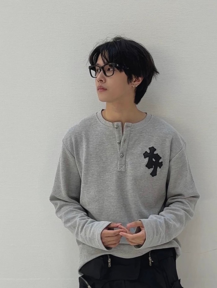 1:1 quality version Chest Sheepskin Cross Embroidery Button Waffle Long Sleeve Tee 3 colors 29530636