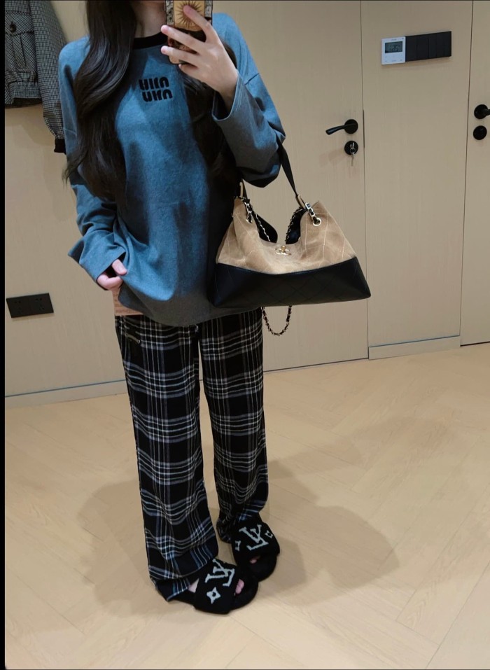 1:1 quality version Sheepskin Cross Pure Cotton Flannel Black Grey Plaid Straight Loose Pants 29530860