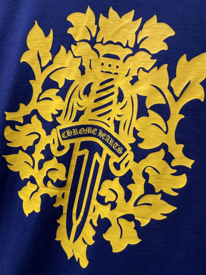 Yellow Horseshoe Sword Kirin Arm Long Sleeve Tee 29533465