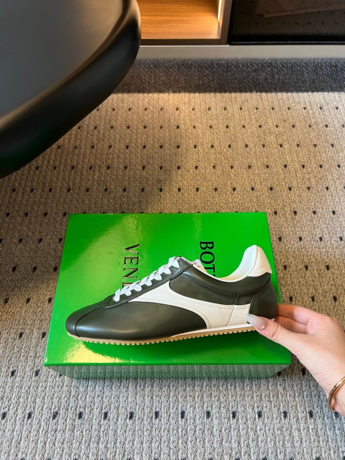 1:1 quality version Color Block Sheepskin Retro German Trainer Low Top Casual Sneakers 5 colors 29532906
