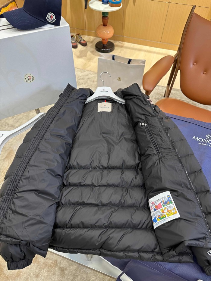 1:1 quality version Shiny Nylon Pocket Logo Detachable Hooded Down Jacket 4 colors 29535440