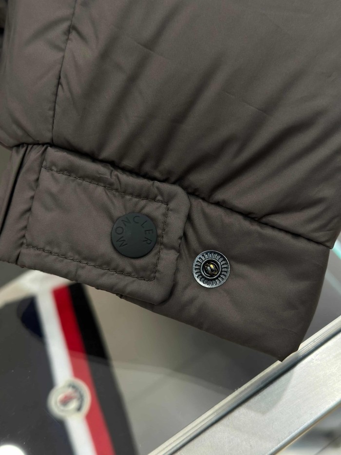1:1 quality version Armband Color Contrast Debossed Webbing Hooded Down Jacket 3 colors 29535388