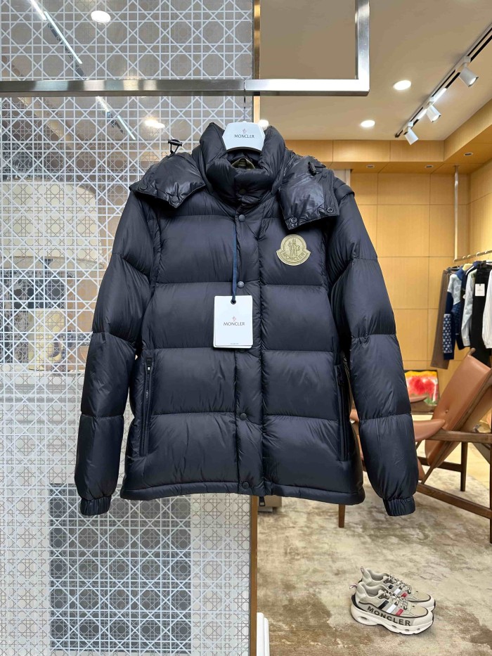 1:1 quality version Badge Detachable Sleeve One Garment Two Wear Hooded Down Jacket 4 colors 29535532