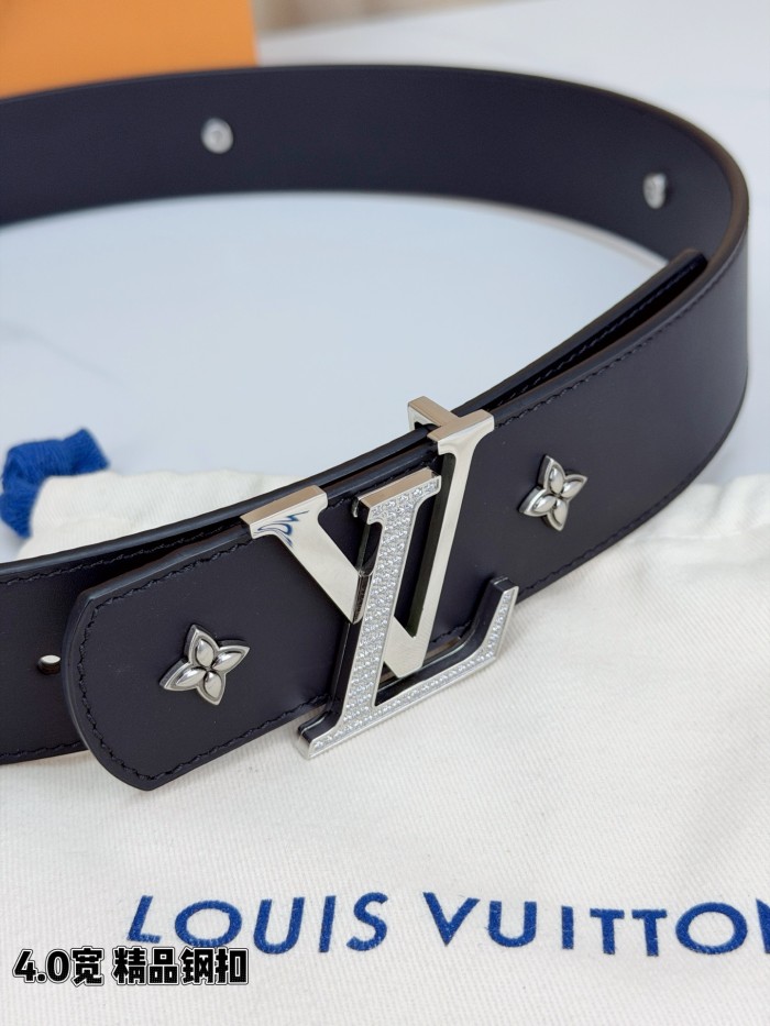 1:1 quality version LV Buckle Monogram Floral Rivet Reversible Belt 【Width 4.0 cm】2 colors 29543315